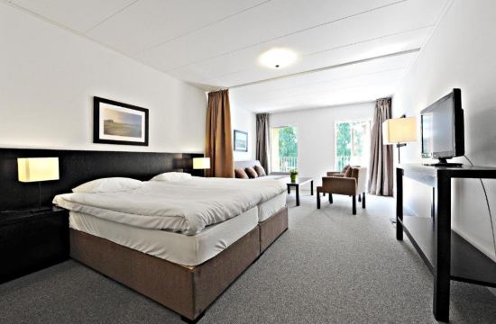 First Hotel Lindo Park-官方