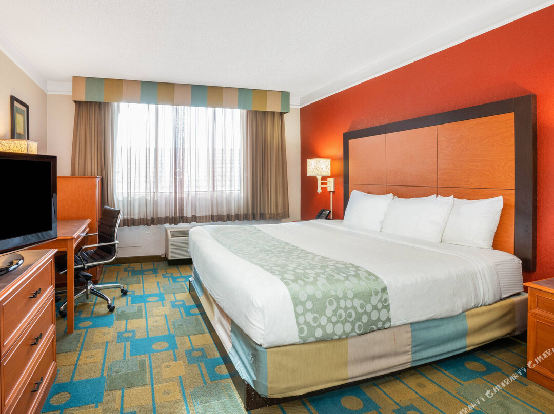 La Quinta Inn & Suites By Wyndham Seattle Sea-tac Airport