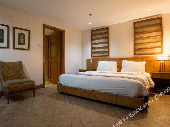 Canyon Cove Hotel & Spa Room Type - One Bedroom Deluxe Suite