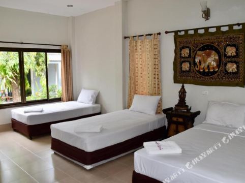 Magic Resort Room Type - Family Bungalow