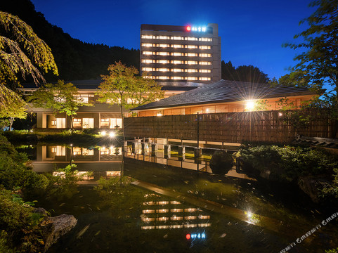 鸣子温泉汤元吉祥酒店