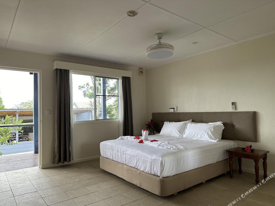 Coconut Palms Resort