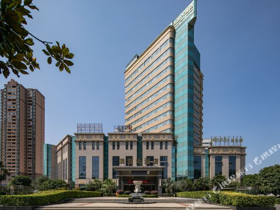 谷城洪源大酒店