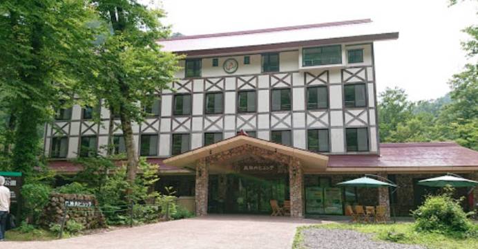 奥胎内休特-官方