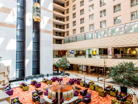 国际艺苑大酒店主图