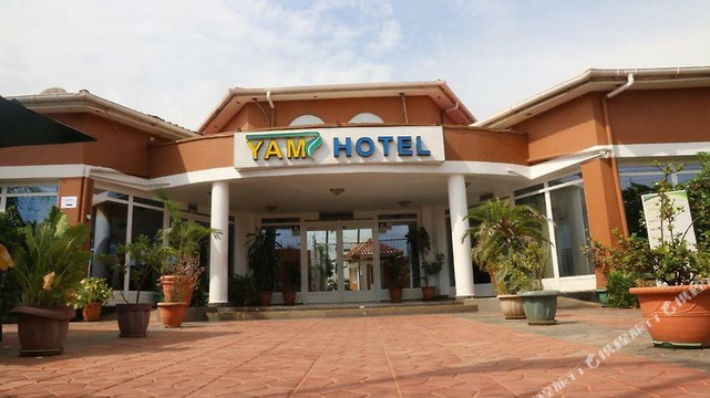 Yam Hotel