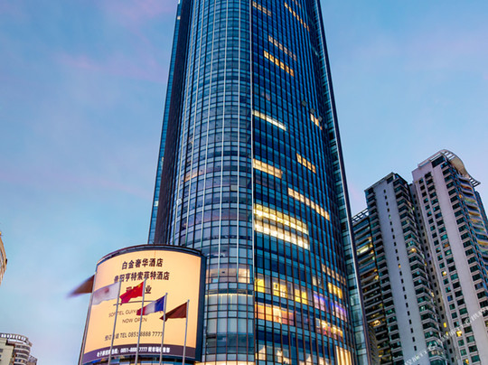 亨特索菲特酒店主图