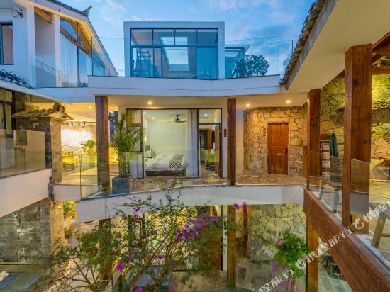 大理双廊阿米拉浅滩客栈