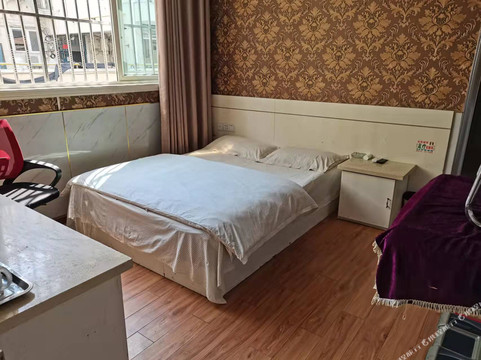 泗阳都市人宾馆（解放中路店）