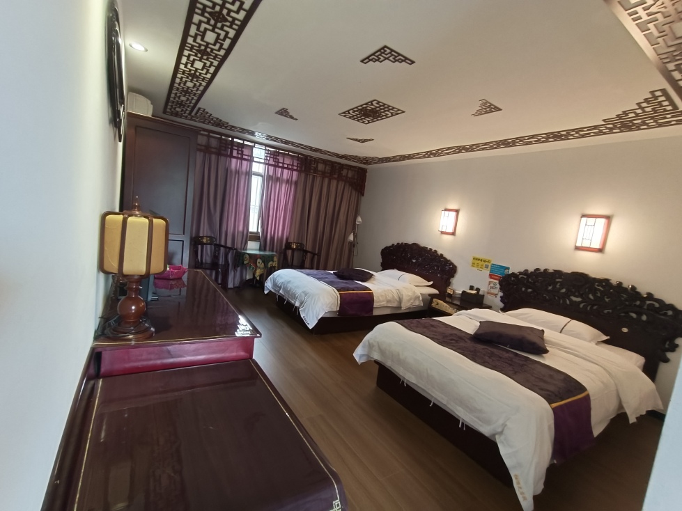 建水红满天客栈（朱家花园店）-官方