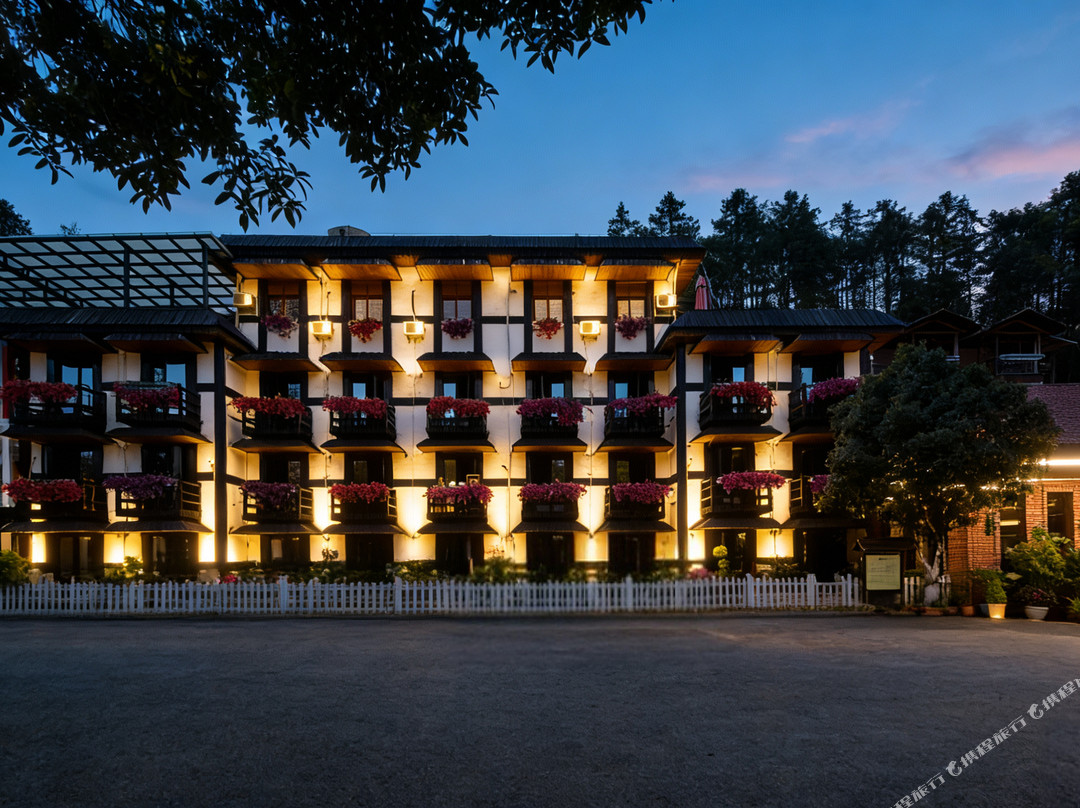 婺源谷奈.岚山RETREAT高端设计师美宿(高铁站弦高西湖凼景区店)