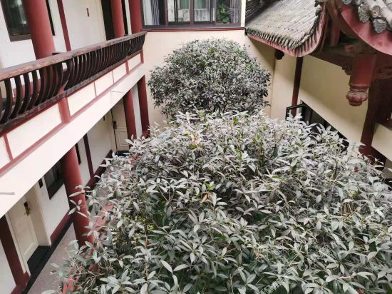 眉山长富园林酒店