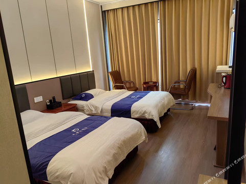 波密民族大酒店