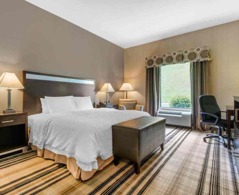 希尔顿欢朋酒店-米德维尔-官方