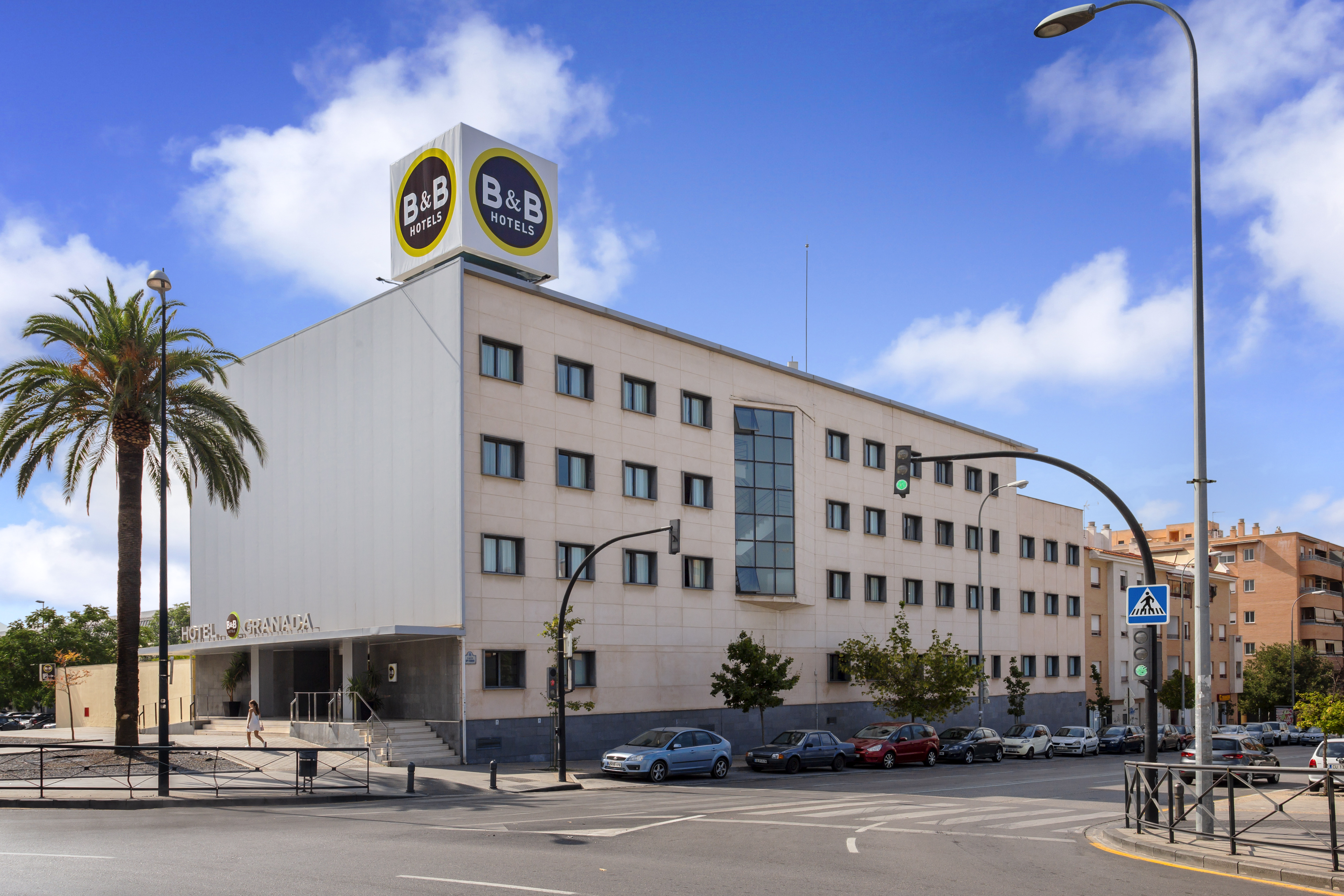 格拉纳达埃斯塔西翁住宿加早餐旅馆-官方