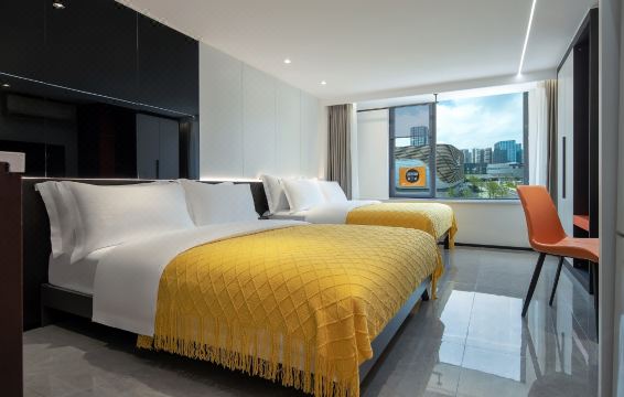 雲遊民宿（洋湖天街洋湖新城地鐵站店）