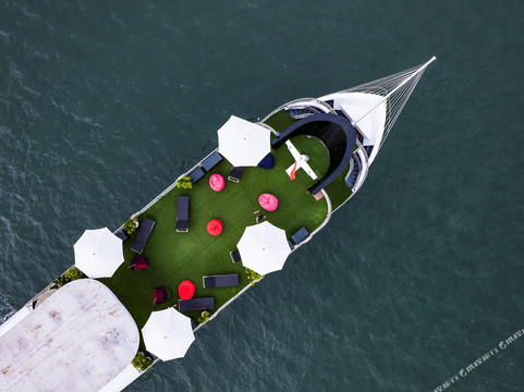 Alova Cruises Boutique