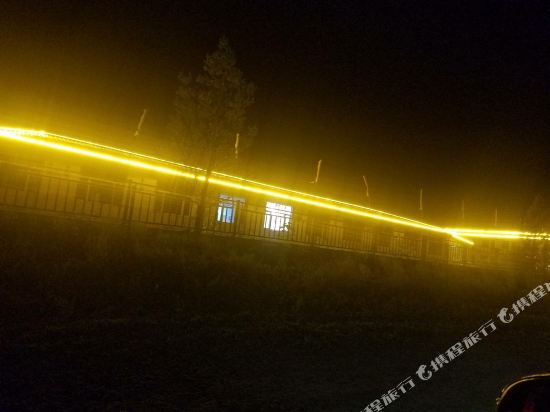 多伦湖草原水乡休闲农庄