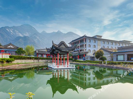 怡莱精品酒店(华阴华山游客中心店)