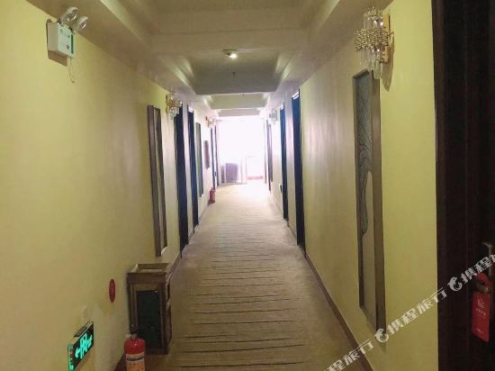 新景豪盛酒店(湛江海田店)