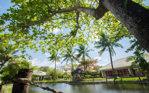 阿尔蒙特内陆度假村-官方