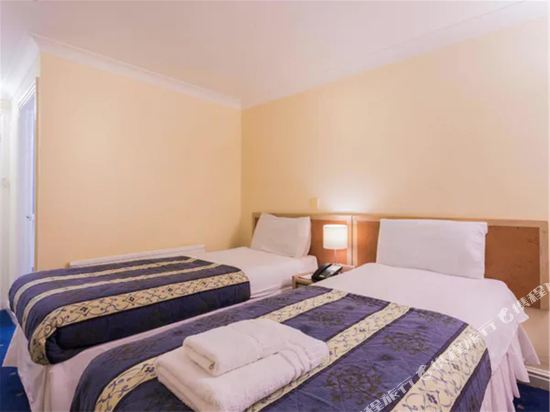 Gardens Hotel Room Type - Double Room without Window