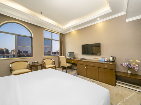 乐平世纪英皇酒店（乐平汽车站店）