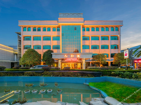 陆良桂华花园酒店