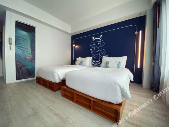 The Core Gallery Hotel Room Type - Family Suite The Core Gallery Hotel Room Type - Family Suite