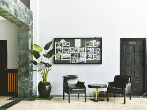 Leisure Cove Hotel & Apartments