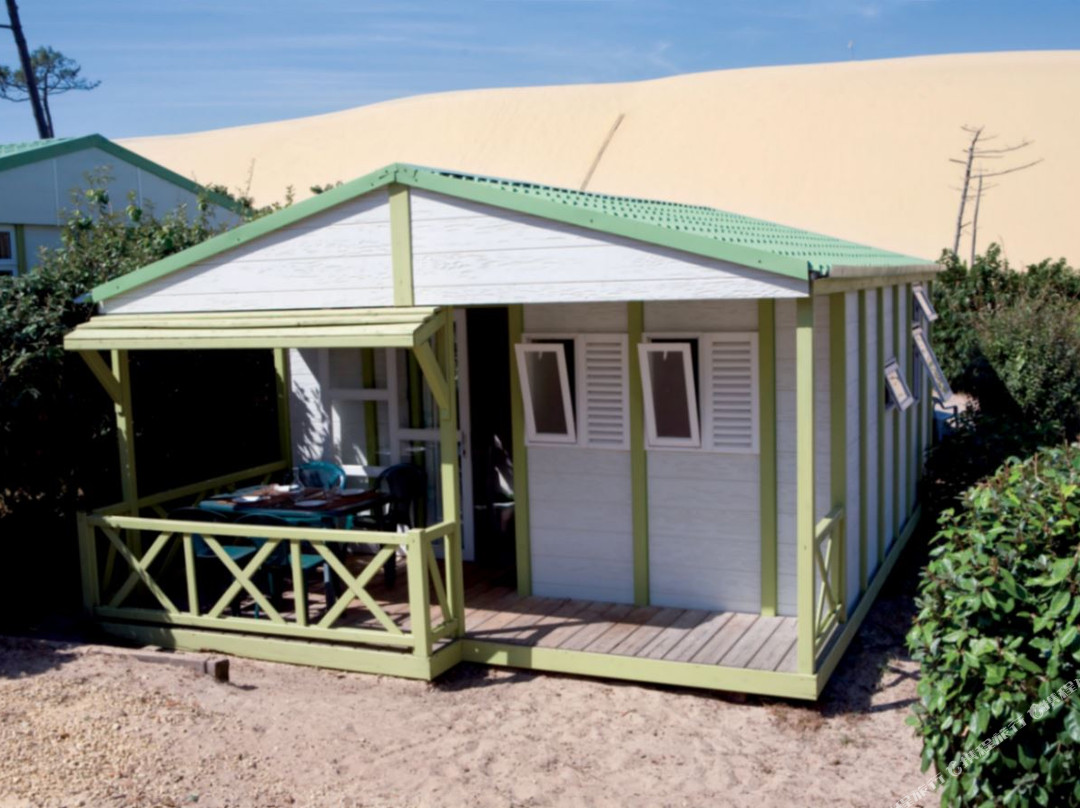 Camping de la Dune "Les Flots Bleus"