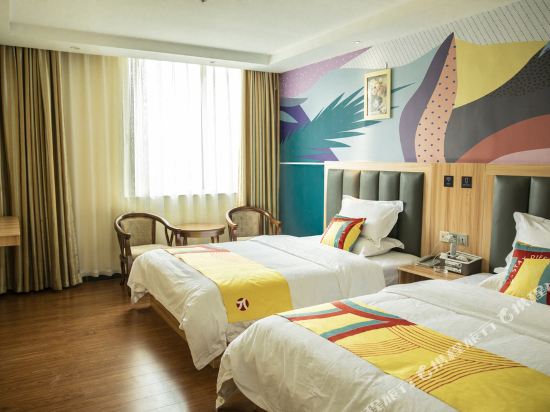 派酒店(清远英德仙水湖店)