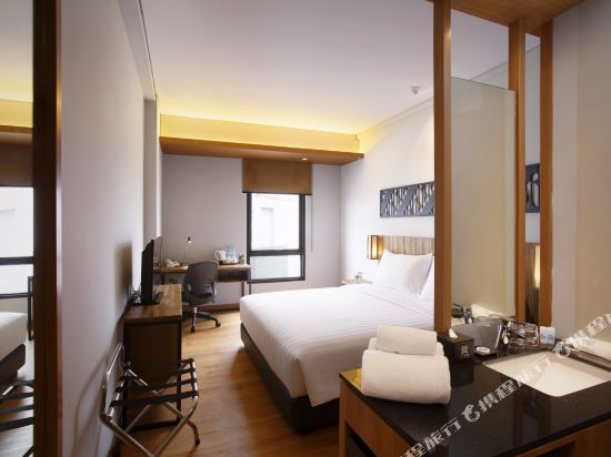 BATIQA Hotel Jababeka Cikarang Room Type - Superior Double Room Only