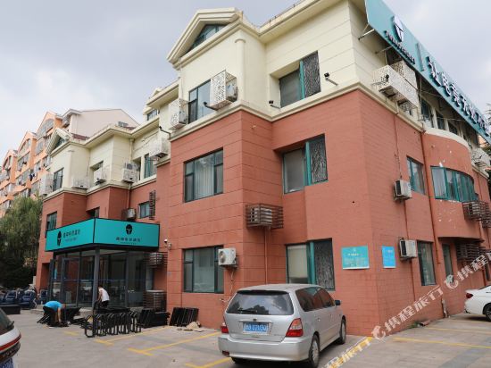 雷神电竞酒店(青岛重庆中路店)