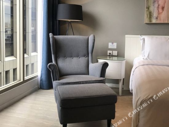 Ashley Sabang Jakarta Room Type - Executive King Room
