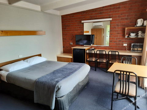 戈罗芙代尔酒店住宿-阿伯茨伍德汽车旅馆