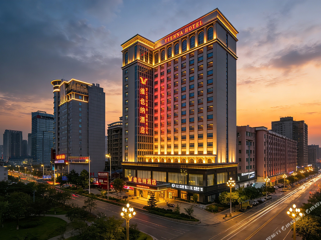 维也纳酒店（东莞常平南站百花时代广场店）主图