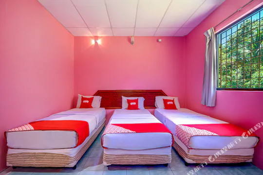 OYO 89852 Billion Garden Motel