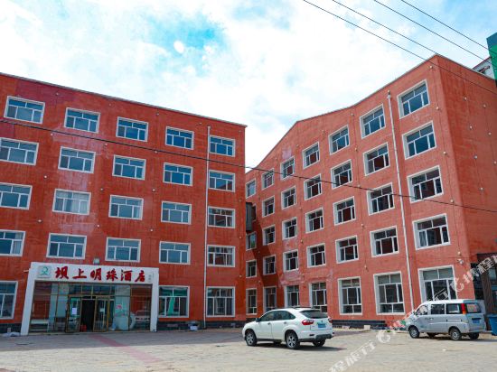 乌兰布统坝上明珠酒店