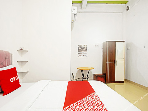 OYO 90587 Domen Homestay Syariah