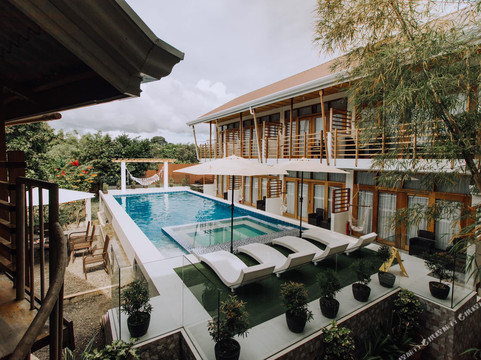 Bolod酒店住宿-皇家天堂旅馆