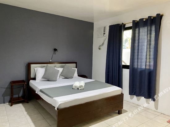 Marion Roos Hotel Room Type - Double Room