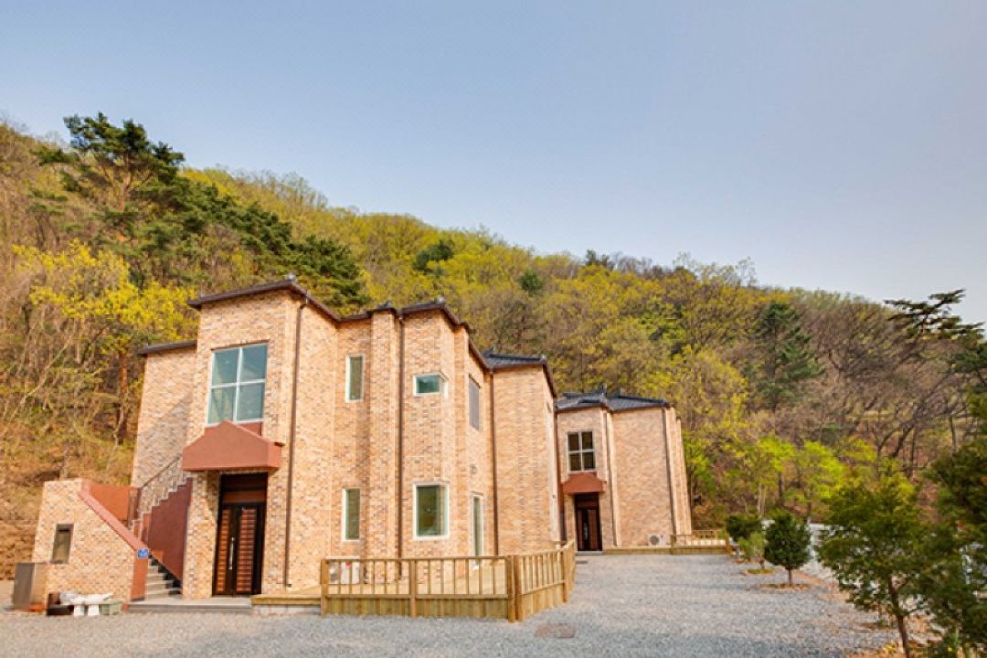 Chungho Cehongho Pension