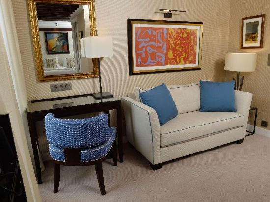 Folkestone Opéra Room Type - Deluxe Twin Room