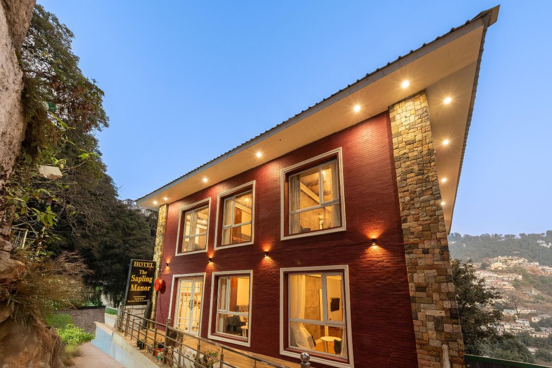 Hotel Sapling Mussoorie - 500 Mtr from Picture Palace Mall Road
