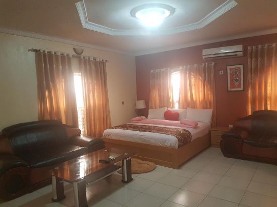 Hallmark Suites - Abeokuta Room Type - Executive Room