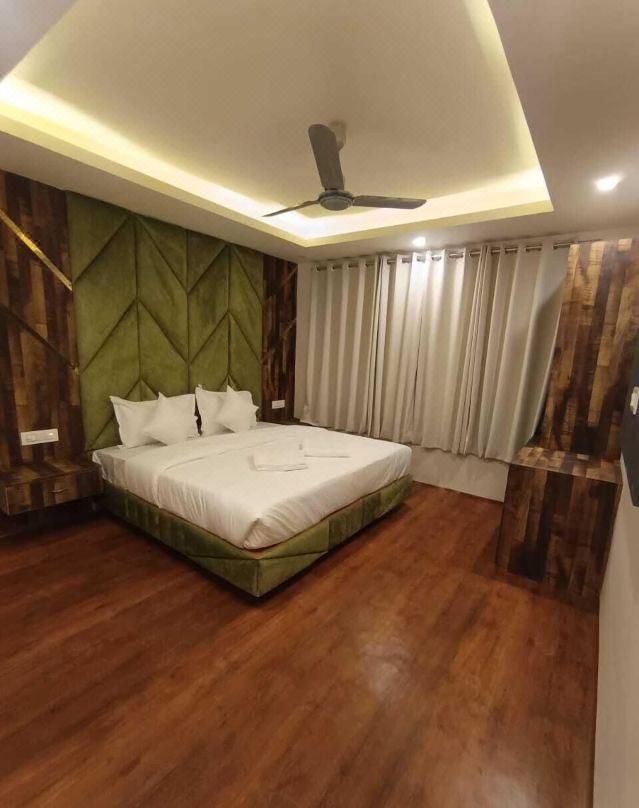 Hotel Khyber by Angl Wings