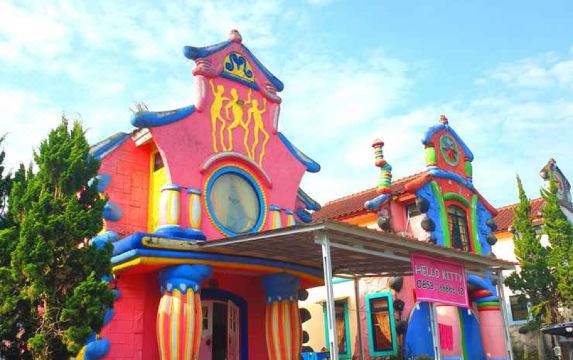Villa Hello Kitty Puncak
