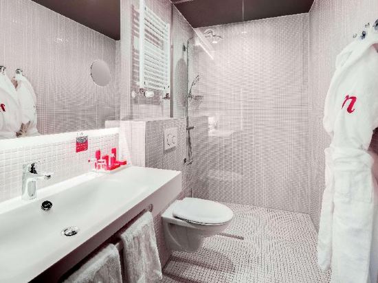 Nhow Amsterdam Rai Room Type - Nhow Premium room View with Bath