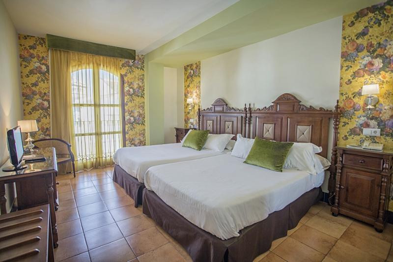 唐佩德罗玫瑰园酒店主图